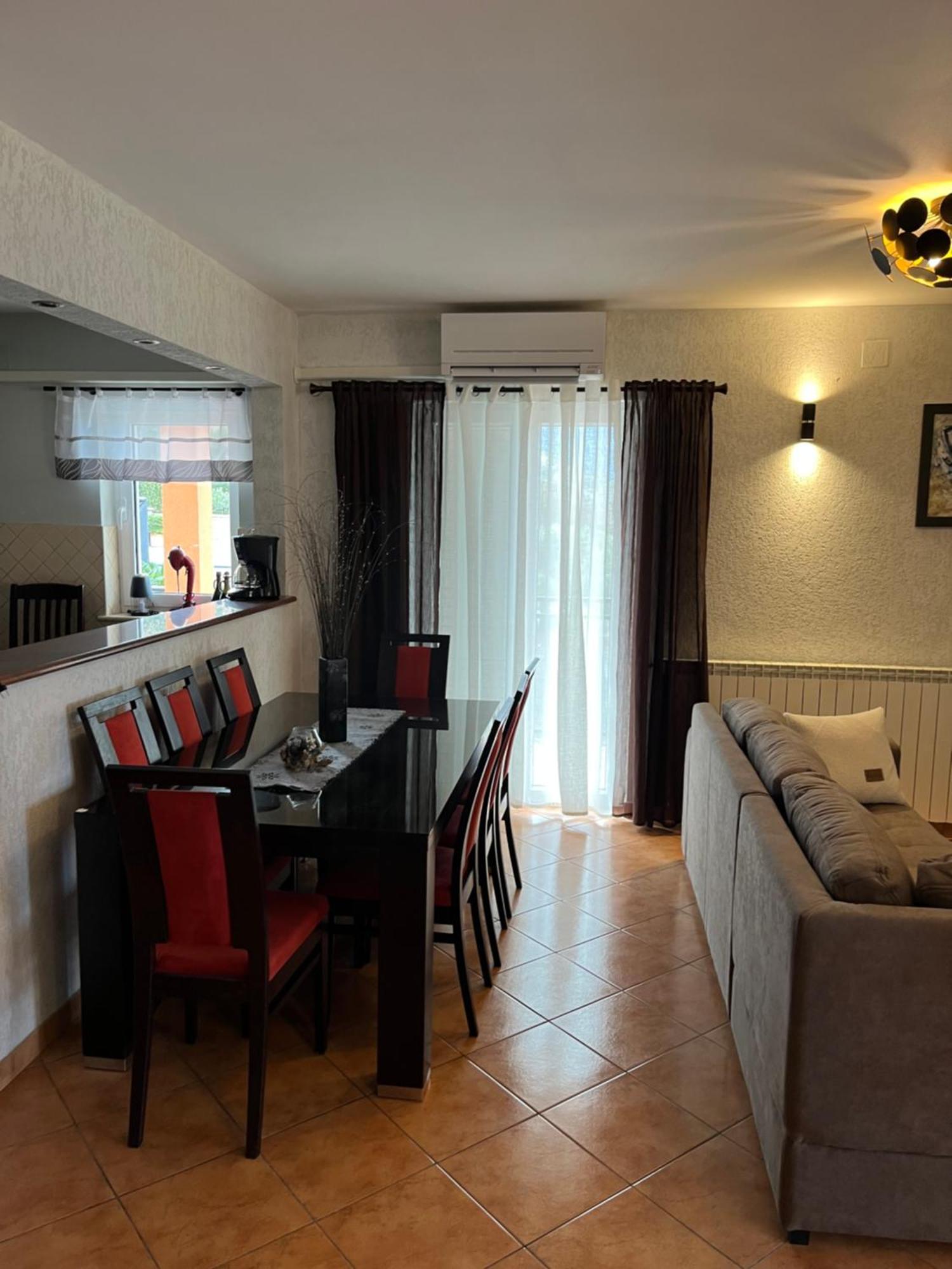 Mošćenička Draga Apartments Vunic מראה חיצוני תמונה