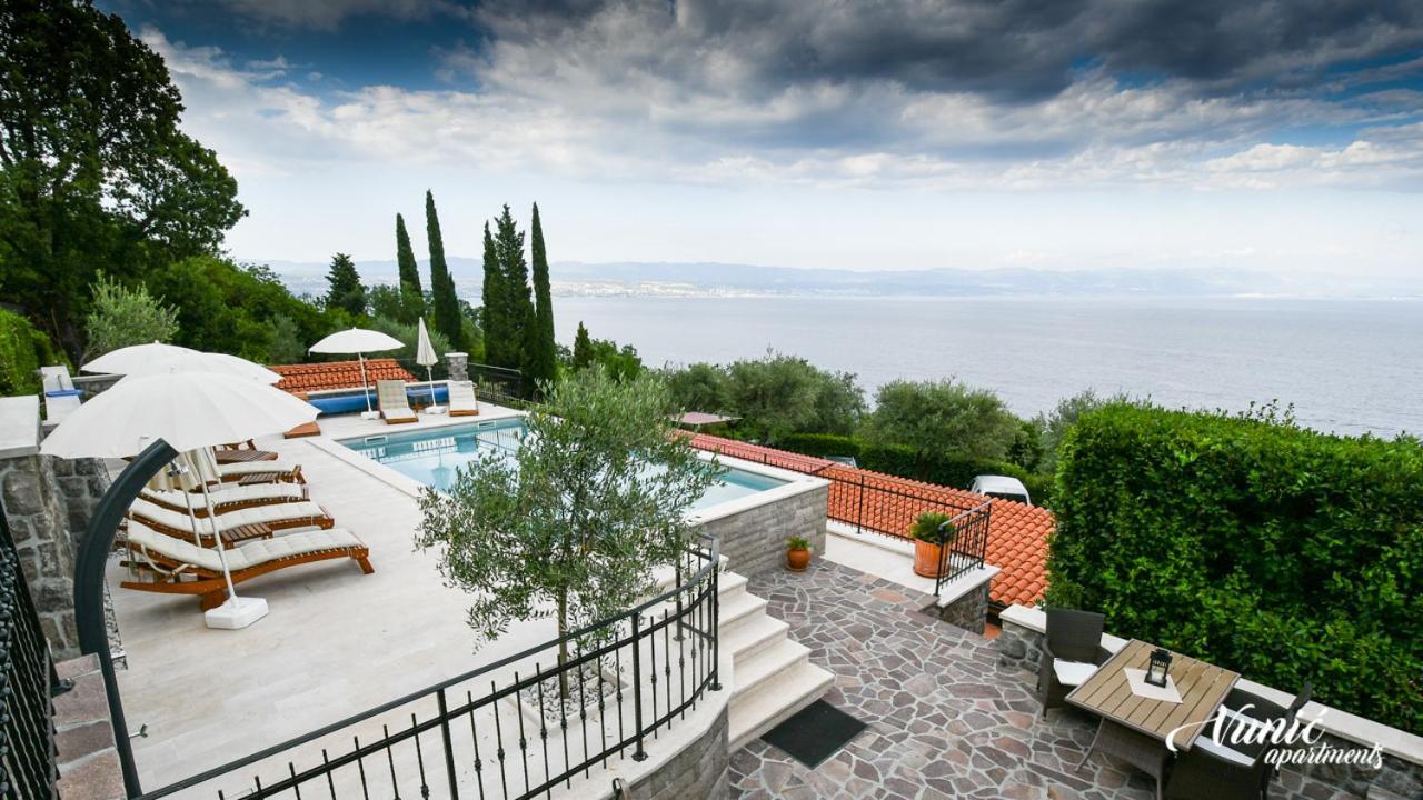 Mošćenička Draga Apartments Vunic מראה חיצוני תמונה