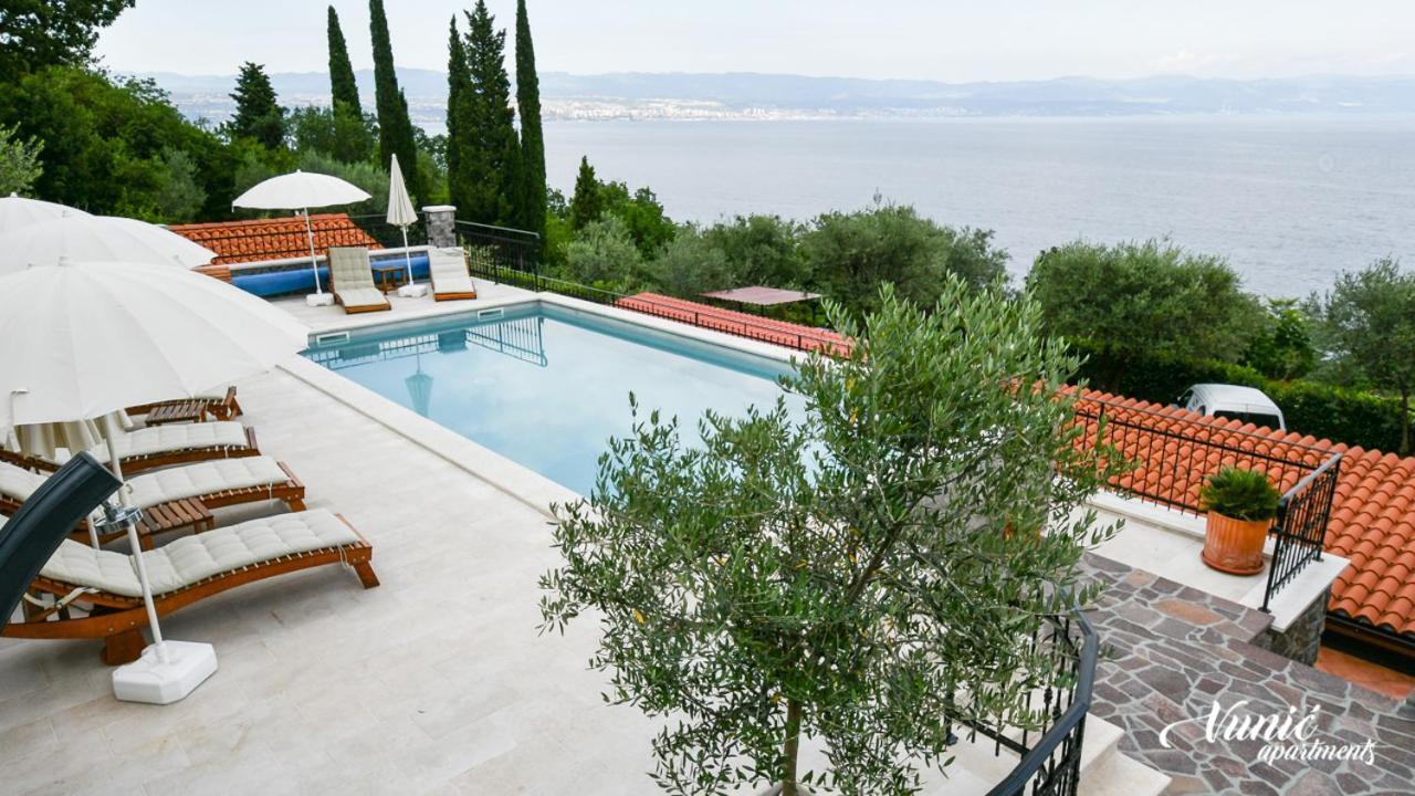 Mošćenička Draga Apartments Vunic מראה חיצוני תמונה